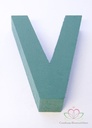 Letter V 30 x 20 cm steekschuimvorm oase voor verse bloemen