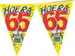 Vlaggenlijn Hoera 65 Jaar 6 meter