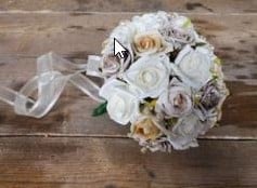 Bruidsboeket Foamrozen RoomWit Sand,Cava, AntiqueEV73 met lint 