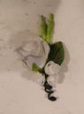 Corsage Roos Wit met Groen CLR425 Maatwerk