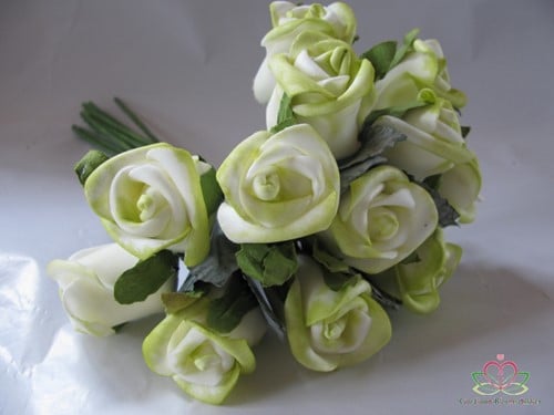 Foamroos Gesloten Lichtgroen bundel 12 stuks