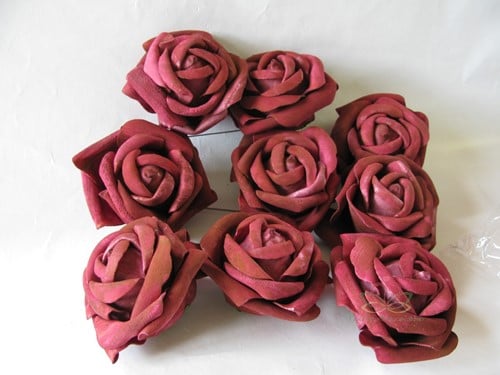 Foamroos Open Burgundy Gemeleerd 10 cm zak 9 stuks