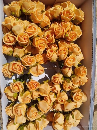 Mini Foam Roos Okergeel 2 cm Doos 144 stuks