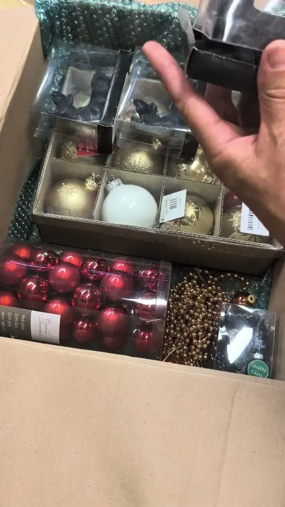 Restantenbox Bomvol Superleuke Kerstspullen Bekijk video voor inhoud 