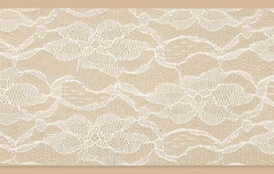 [A-011954] Kant lint Creme gesneden breed 12 cm rol 10 meter