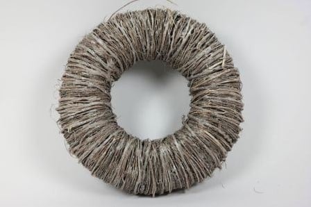 [A-017273] Krans Mactan Grass White Wash 35cm landelijke groendecoratie