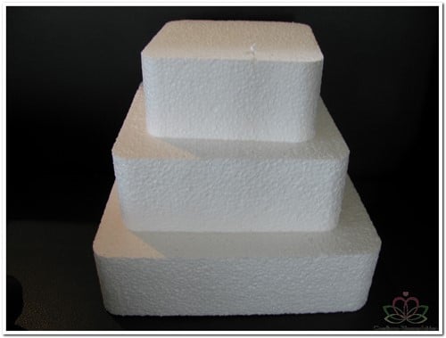[A-008558] Oasis® Styropor Piepschuim Isimo Taart Vierkant Ronde Hoeken 20×20×7 cm