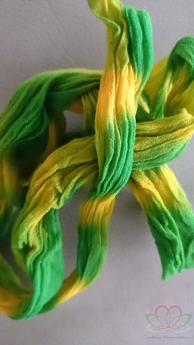 [A-024502] Nylon 29 Groen -Geel 2tonevoor het maken van bloemen, pakje van 5 