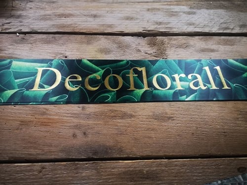 [A-022628] Bedrukt lint Greenleaf Ruscus met Mat Gouden opdruk 70 mm 80 cm