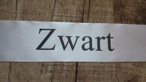 [A-024088] Bedrukt lint Ramona Creme met Zwarte opdruk 70 mm 80 cm