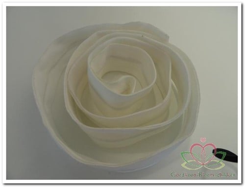 [A-008365] Foam roll Wit 165 cm buigbaar met draad