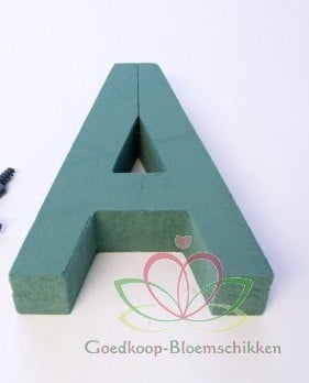 [A-010268] Letter A 30 x 20 cm steekschuimvorm oase voor verse bloemen