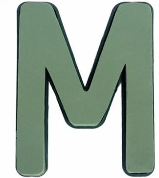 [A-019574] Letter M 30 x 20 cm Premier met Plastic bodem steekschuimvorm oase voor verse bloemen past NIET op frame