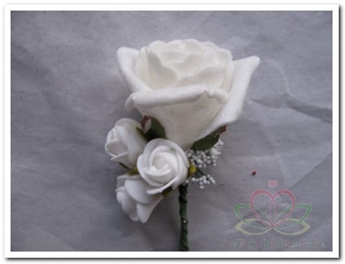 [A-008182] Corsage Roos WitWit CEM8 Maatwerk