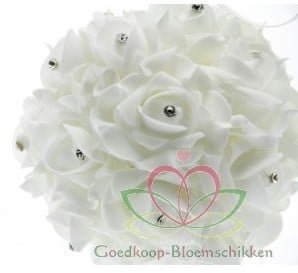 [A-010256] Pomander foamroosbal Wit 14 cm met diamantjes
