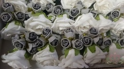 [A-010878] Corsage Roos RoomWit-Grijs CPR131 Maatwerk