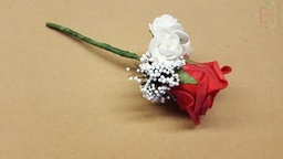 [A-012204] Corsage Roos WarmRood/Wit/Wit CPR150 Maatwerk