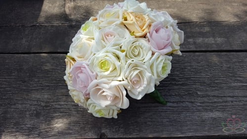 [A-013886] Bruidsboeket Foamrozen Pastel met zalm EV99 