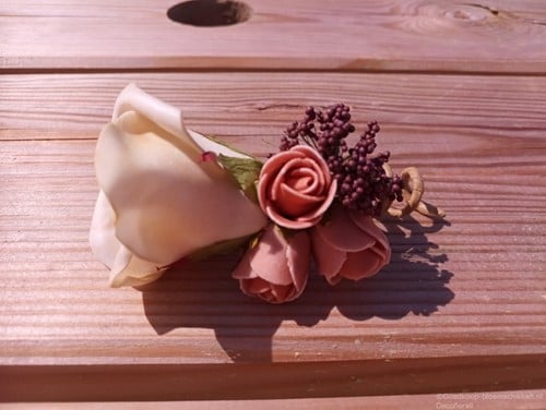 [A-015876] Corsage Roos Autumn CPA 876 Cava Burgundy Maatwerk