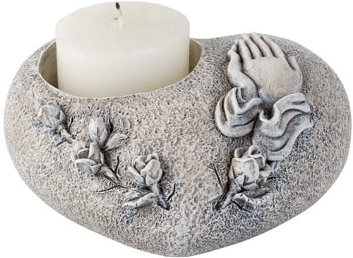 [A-007812] Hart Sandstone met ranken en biddende handen