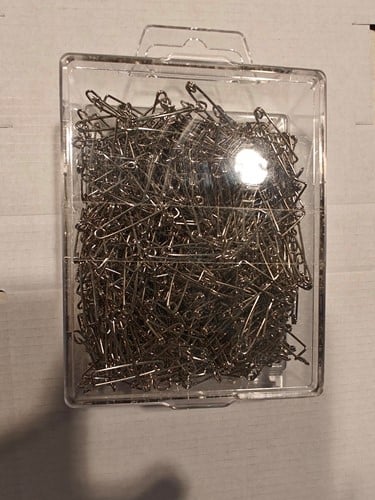 [A-003630] Corsagespelden Doosje