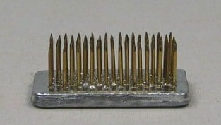 [A-012574] Bloemensteekbol Kenzan Fakirbed Ikebana Rechthoek 83x58 mm
