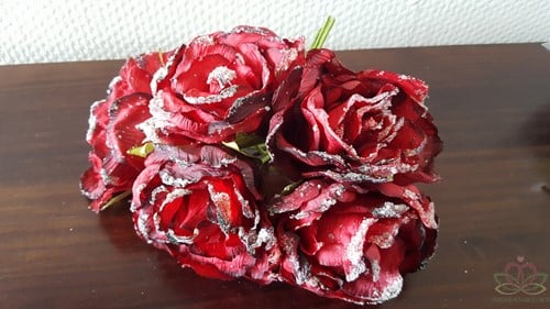[A-011920] Zijden Roos Wrinkle Bundel Sugar Donkerrood per bundel