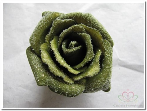 [A-008188] foam Rose Emilia 6cm snow Smaragd groen BUNDEL 7 bundel 7 stuks