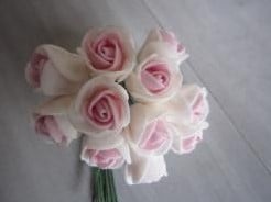 [A-015408] Mini Foam Roos Cremerose 2 cm Doos 144 stuks