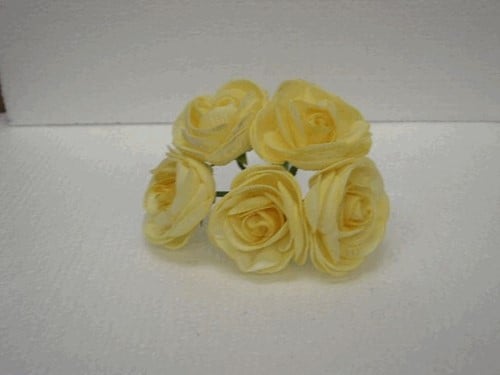 [A-015877] Ranonkels foam Geel 6 cm doos 30 stuks