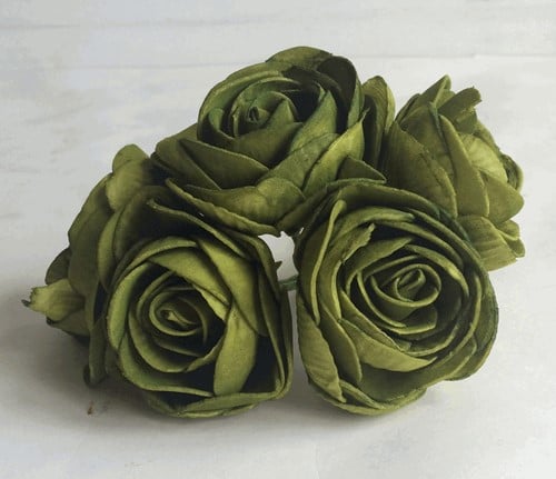 [A-015881] Ranonkels foam Mosgroen 6 cm doos 30 stuks