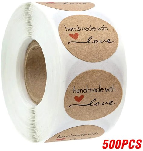 [A-023591] Sluitstickers Handmade with love hartje kraft rond etiket 2,5 cm rol 500 labels