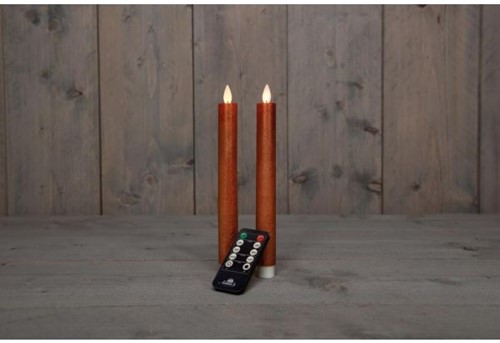 [A-027279] LEDkaars Moving Flame Candle Rustiek Koper Anna's Collection met afstandsbediening D 2,5 H 23 cm 2 stuks